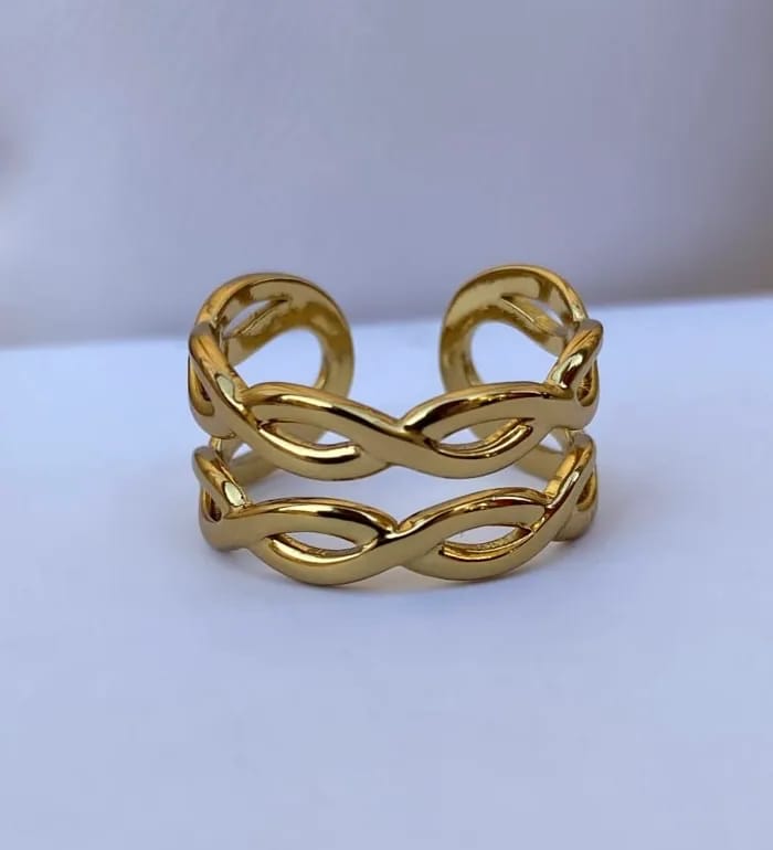 Twisted Wave Ring — Rings, photo 1 of 2